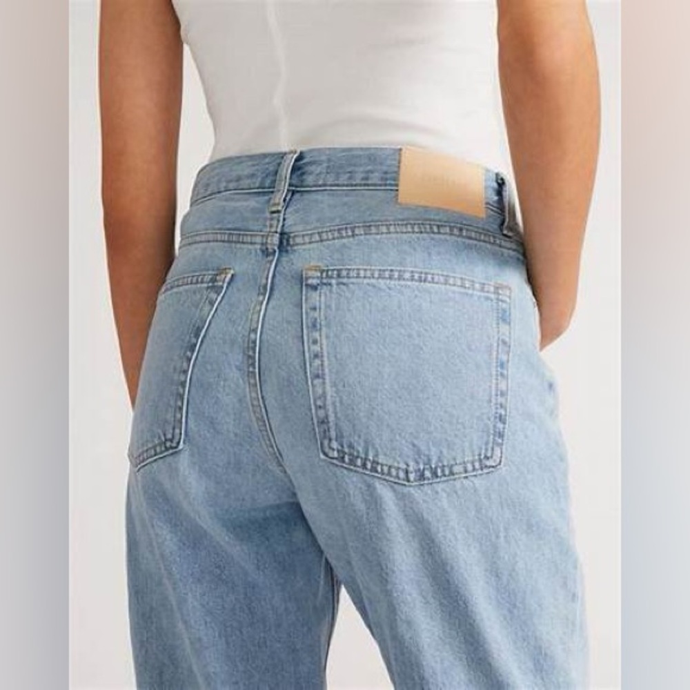 Everlane The 90’s Cheeky Jean Light Blue